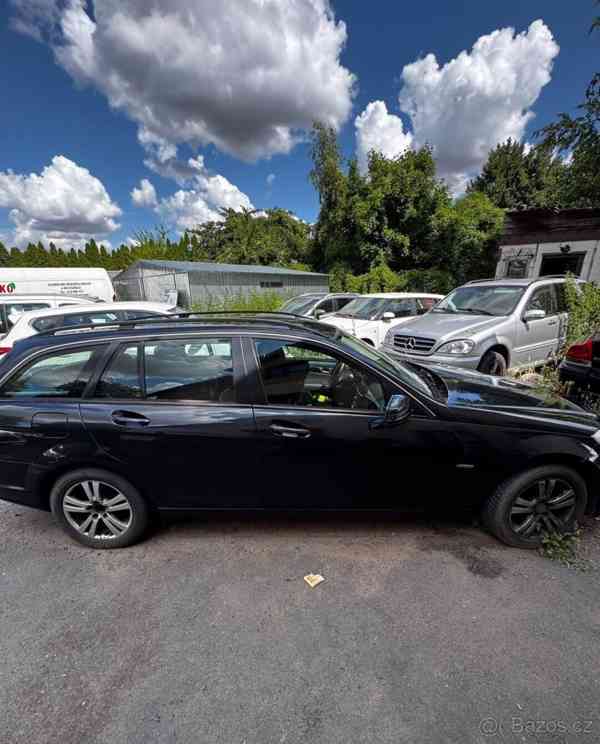 Mercedes-Benz Třídy C 2,0   220 CDI 125 kW, r. v. 2011 - foto 4