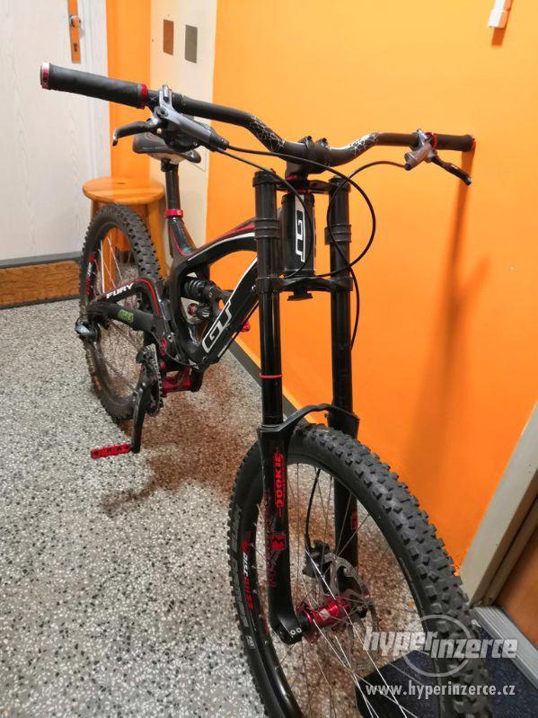 Downhill kolo GT Fury Alloy 2.0 - foto 5