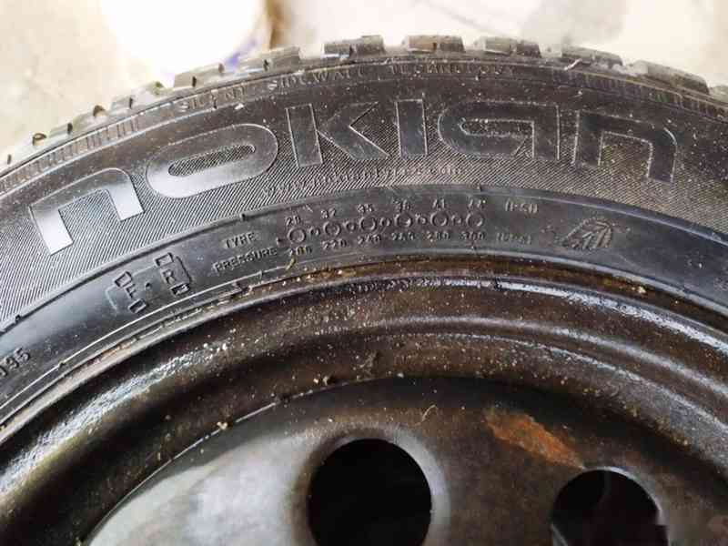 Alfa Romeo 147 zimní kola se vzorkem 2krát 5mm a 2krát 3-4mm - foto 3