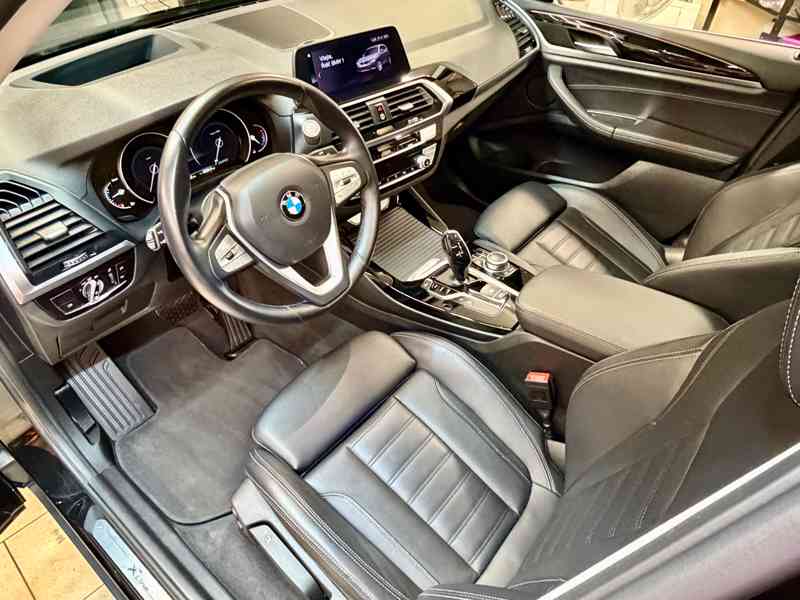 BMW X3 20d PANO HeadUp Tažné LED 19" kola 59.000 km AUTOMAT  - foto 9