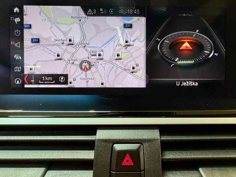 BMW X3 20d PANO HeadUp Tažné LED 19" kola 59.000 km AUTOMAT  - foto 24