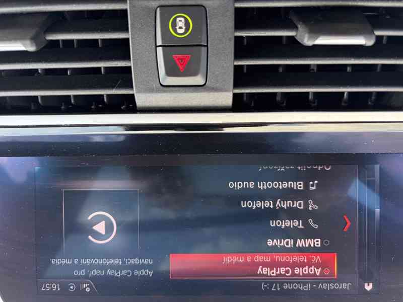 BMW X3 20d PANO HeadUp Tažné LED 19" kola 59.000 km AUTOMAT  - foto 17