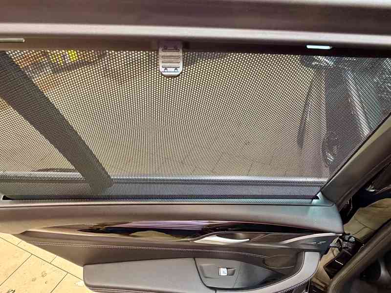 BMW X3 20d PANO HeadUp Tažné LED 19" kola 59.000 km AUTOMAT  - foto 10