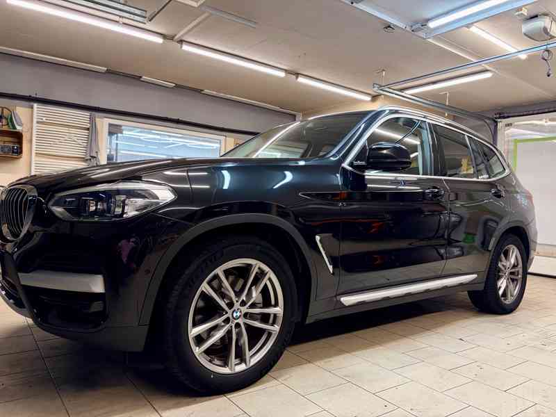 BMW X3 20d PANO HeadUp Tažné LED 19" kola 59.000 km AUTOMAT  - foto 6