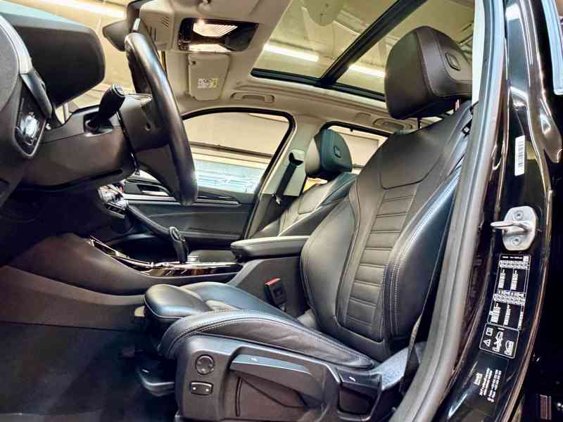 BMW X3 20d PANO HeadUp Tažné LED 19" kola 59.000 km AUTOMAT  - foto 1