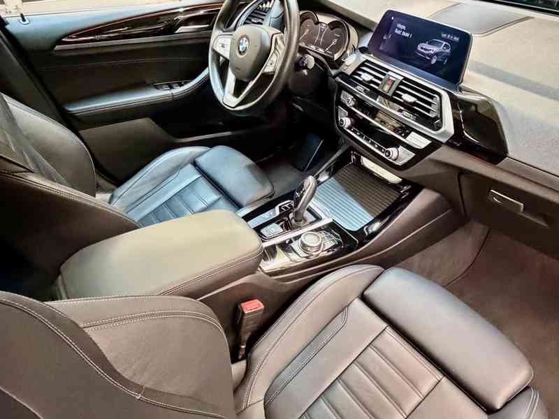 BMW X3 20d PANO HeadUp Tažné LED 19" kola 59.000 km AUTOMAT  - foto 19