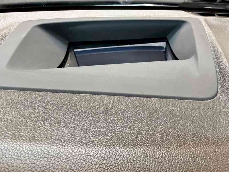BMW X3 20d PANO HeadUp Tažné LED 19" kola 59.000 km AUTOMAT  - foto 21