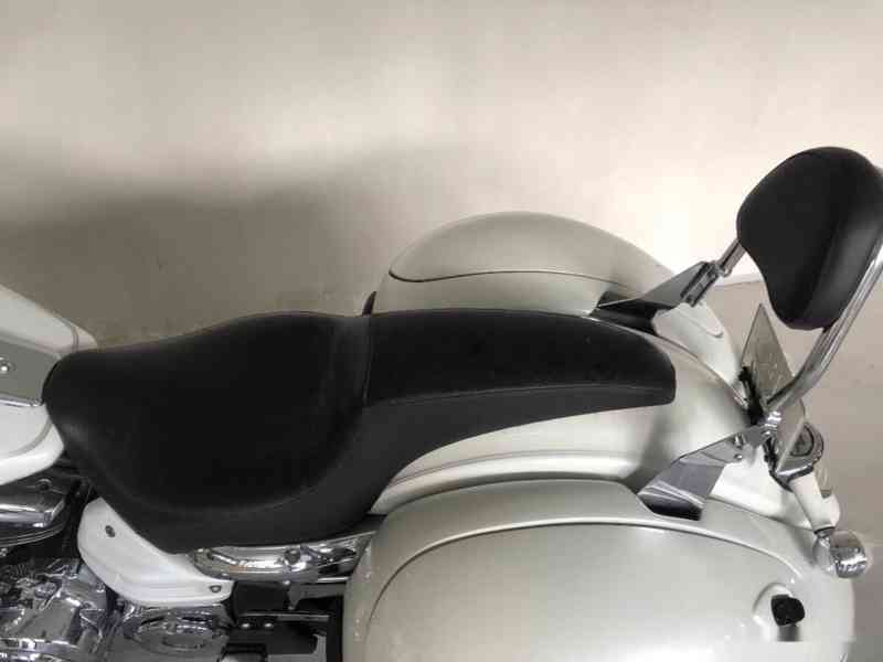 Yamaha XV 1900 Midnight Star - foto 12