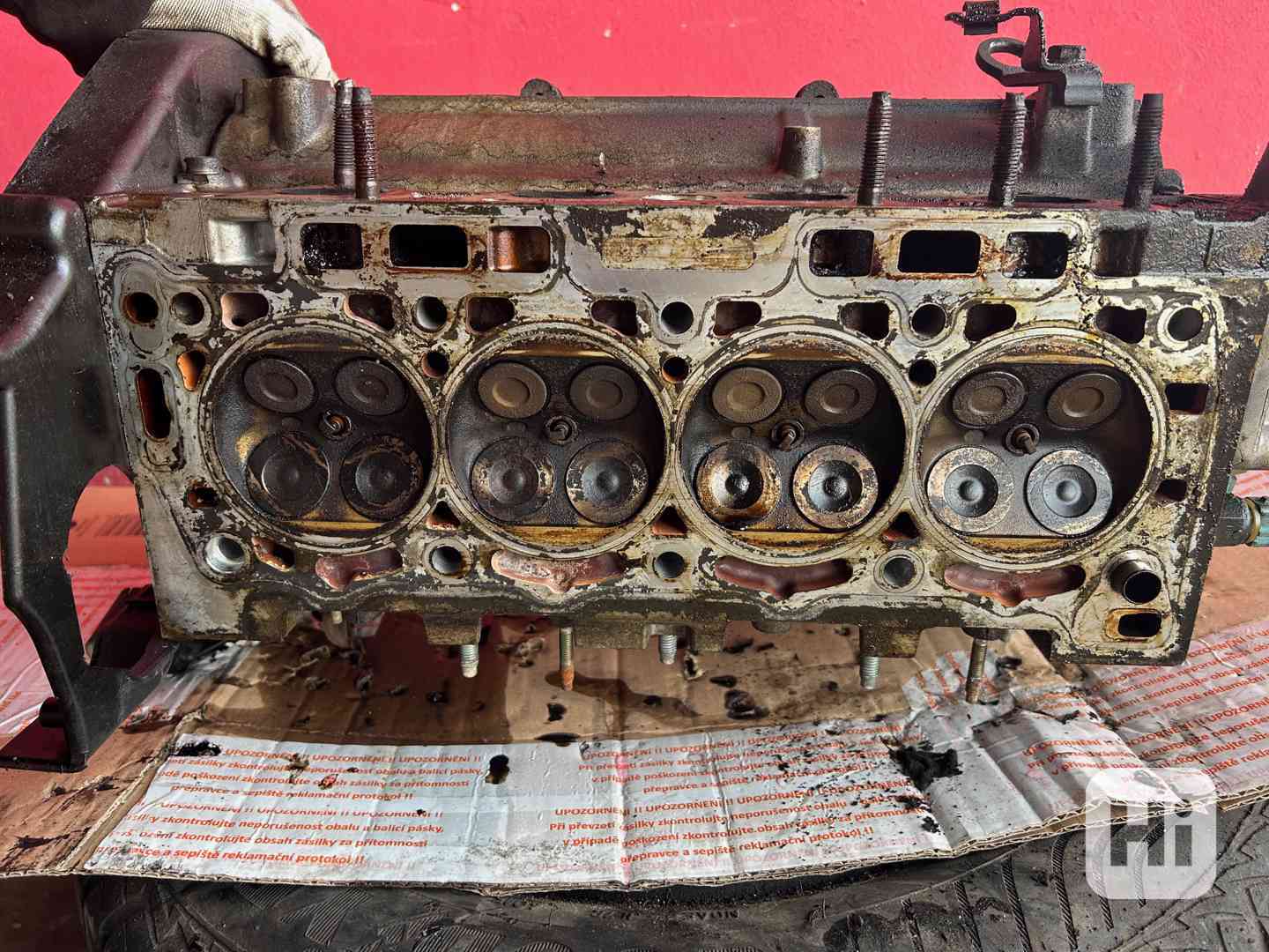 Hlava 1,6 16V NFU 80KW Peugeot Citroen záruka - foto 1