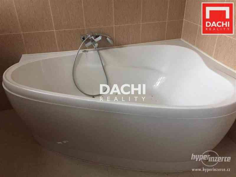 Prodej zámku Chudobín s hotelovým komplexem a zámeckou zahradou - foto 5