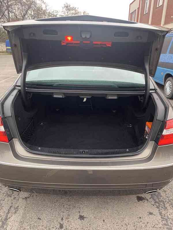 Mercedes-Benz E 350 CDi, rv 2009, 251 t. km - foto 3