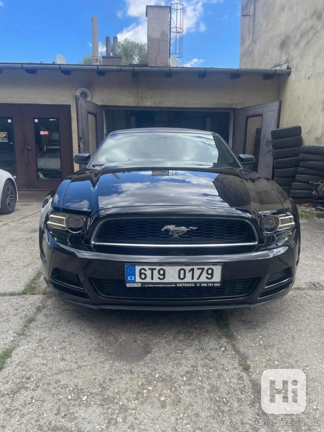 Ford Mustang 3,7 - foto 1