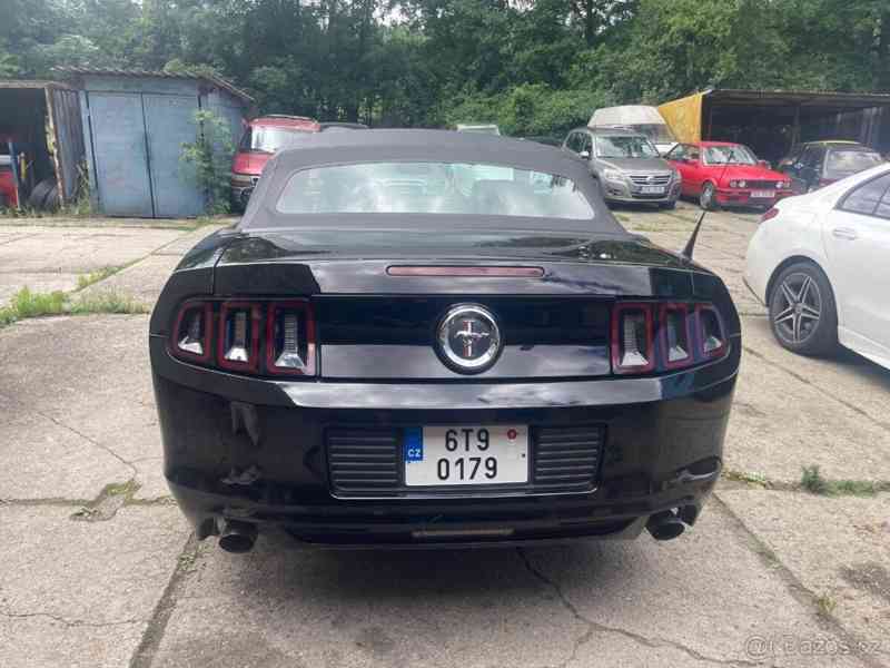 Ford Mustang 3,7 - foto 2