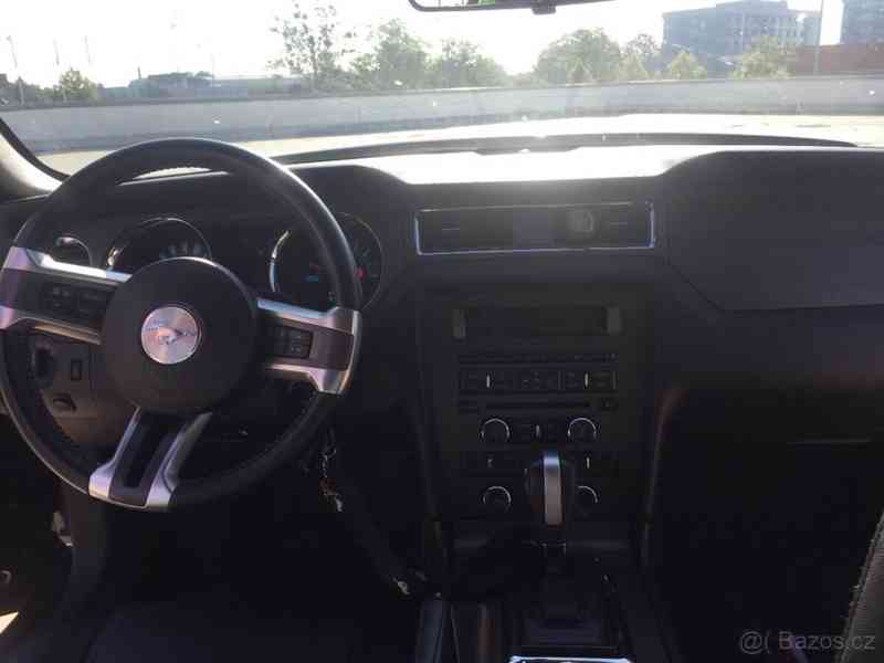 Ford Mustang 3,7 - foto 3