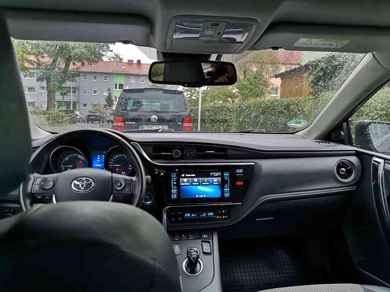 Toyota Auris Touring Sports Executive Hyb. Pano. - foto 2