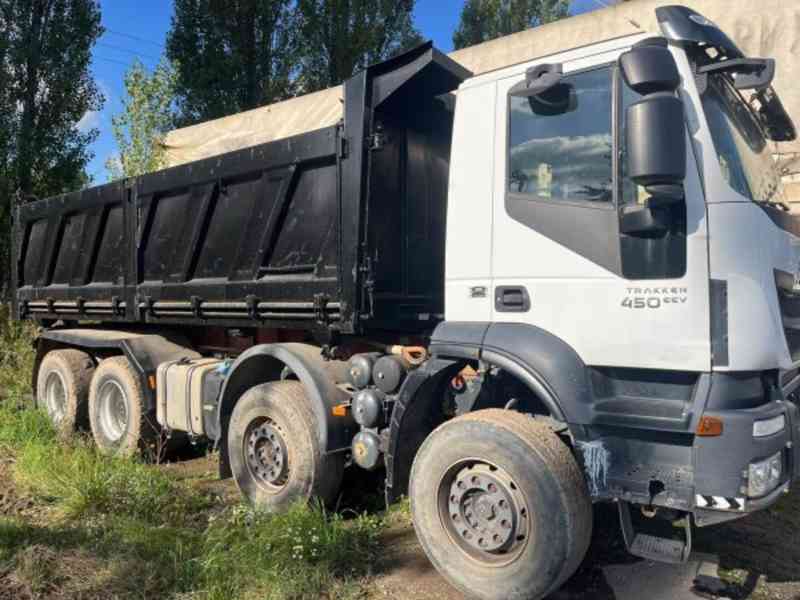 8x4 sklápěč IVECO 40/32t Eur5 - foto 2