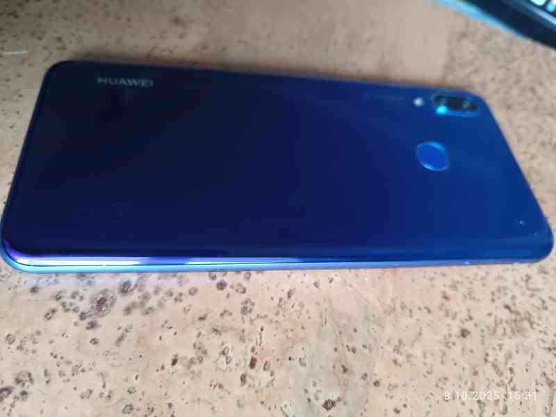 Prodám tel. HUAWEI NOVA 3, 4 GB /128 GB, má prasklé sklo - foto 4