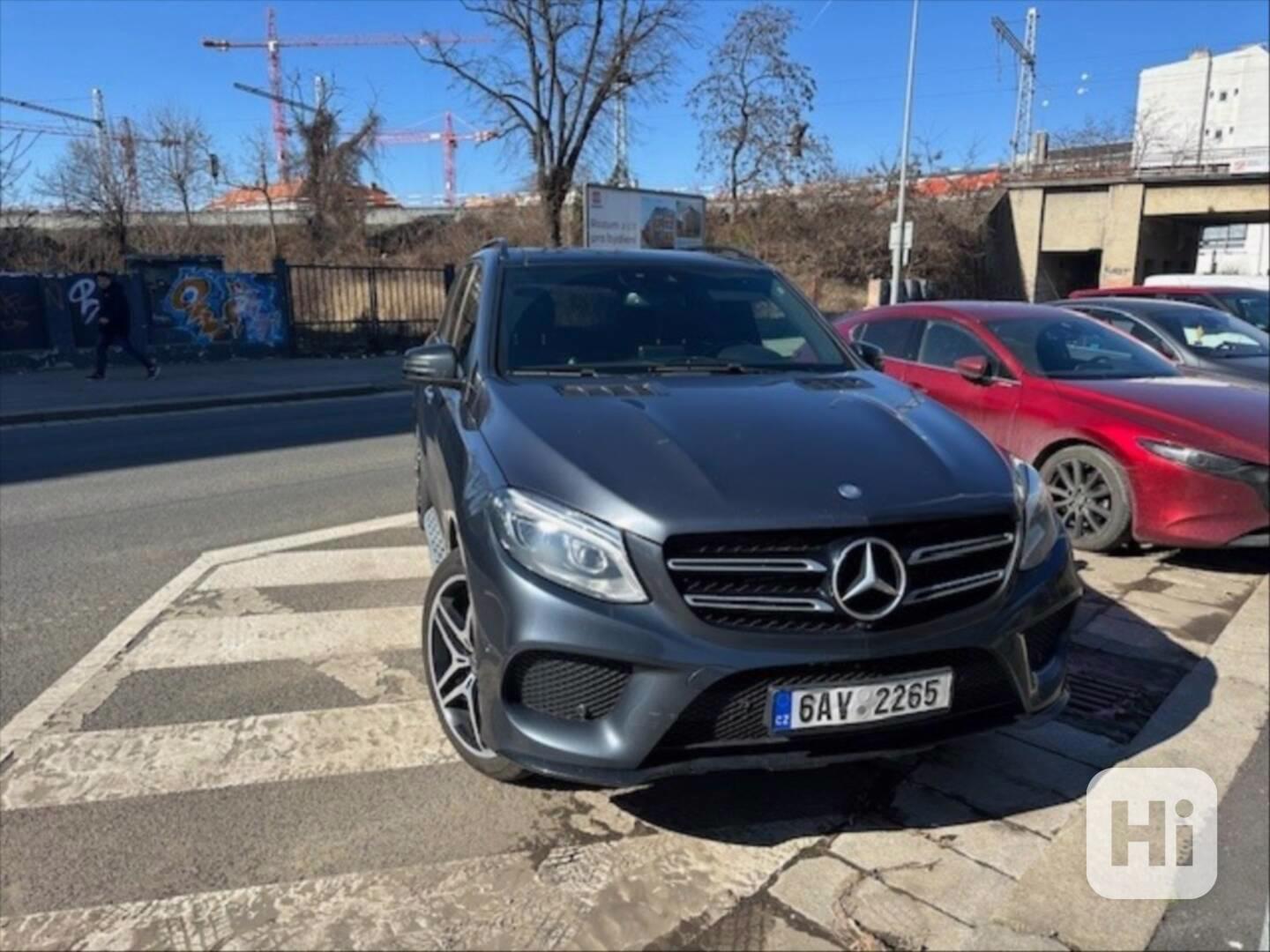 Mercedes-Benz GLE 3,0   350 - foto 1