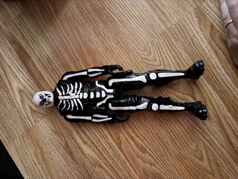 Figurky marvel a fortnite  - foto 5