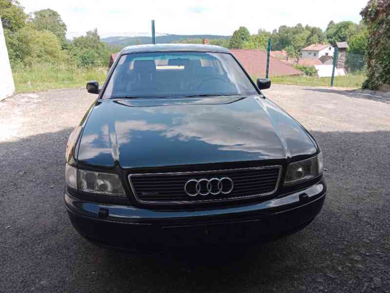 Prodam Audi A8.motor 4,2 Tippronik, 220kw r.v-1995,černě  - foto 5