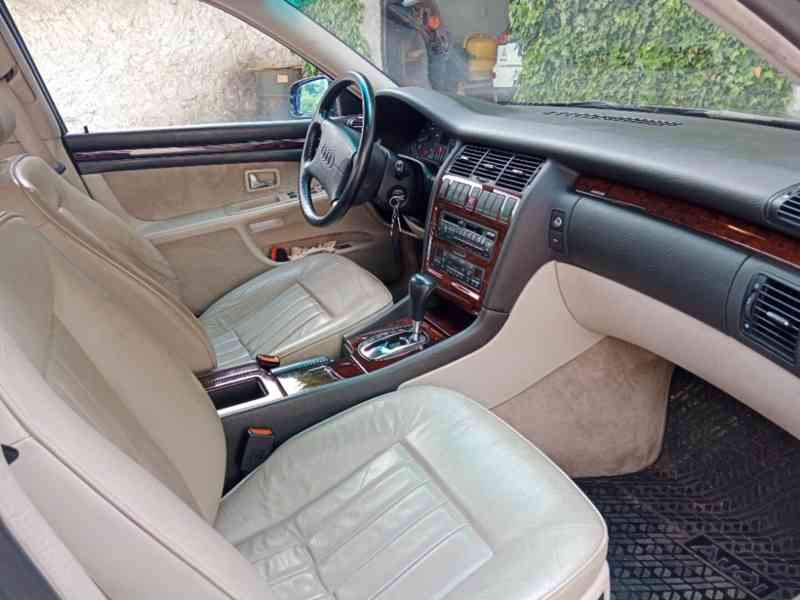 Prodam Audi A8.motor 4,2 Tippronik, 220kw r.v-1995,černě  - foto 3