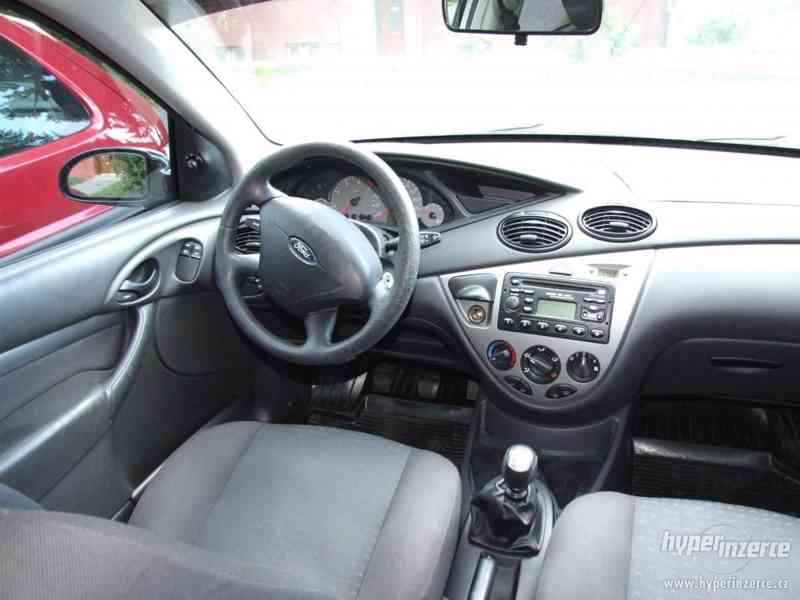 Prodám Ford Focus MK1 1,8 TDDi 2005 153000km - foto 9
