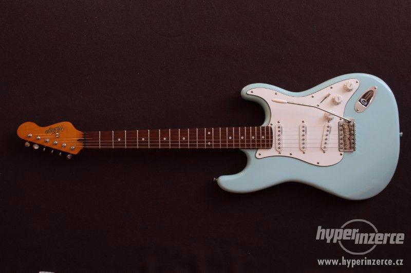 Vintage V6 Laguna Blue Stratocaster - foto 4