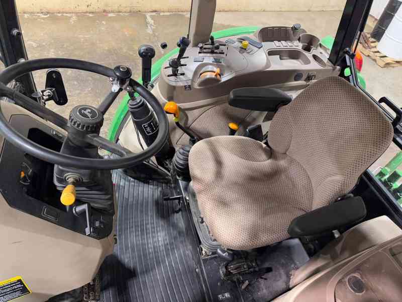 John Deere 5100E 4x4 - foto 3