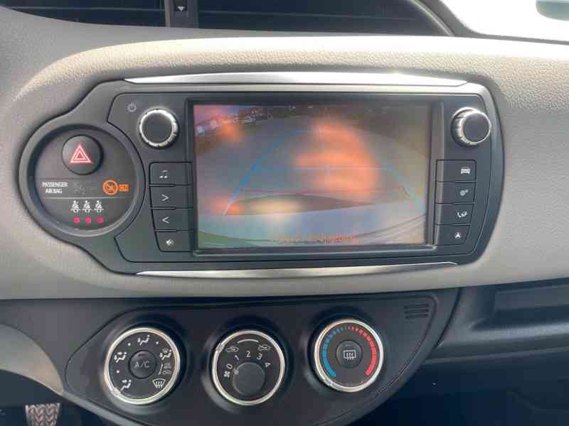 Toyota Yaris 1,33i Edition-S benzín 73kw - foto 18