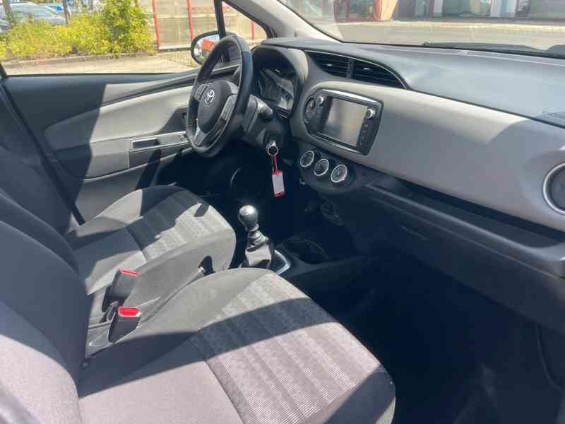 Toyota Yaris 1,33i Edition-S benzín 73kw - foto 4