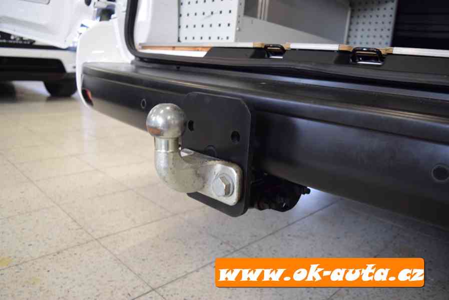 Peugeot Expert 2.0 HDI AUTOMAT LED 6 MÍST L3 2021-DPH - foto 11