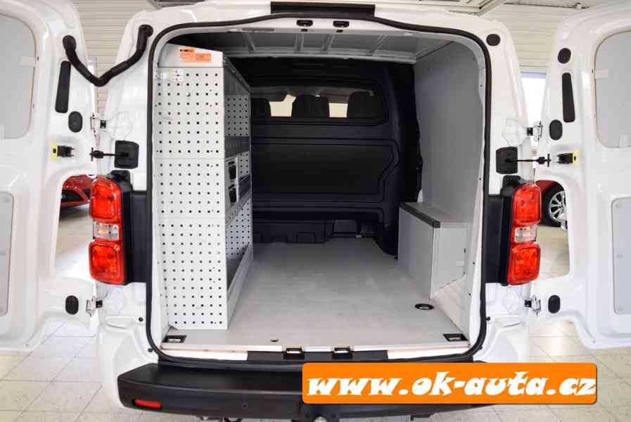 Peugeot Expert 2.0 HDI AUTOMAT LED 6 MÍST L3 2021-DPH - foto 10