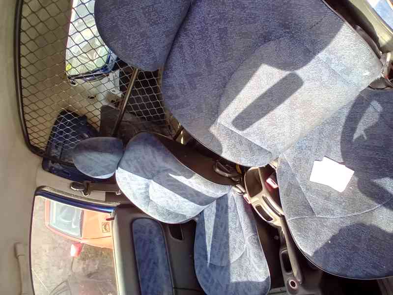 Prodám díly z Peugeot P206, 2002, 1.1  44,1kW,HFX - foto 5