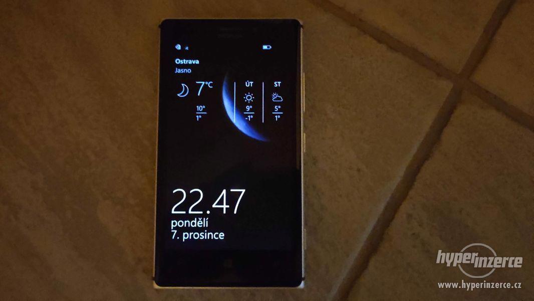 Mobilní telefon Nokia Lumia 925 Grey - foto 1
