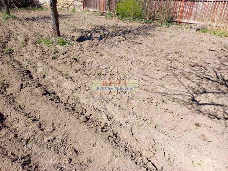 Třebíč kraj Vysočina pronájem zahrady na vesnici - foto 9