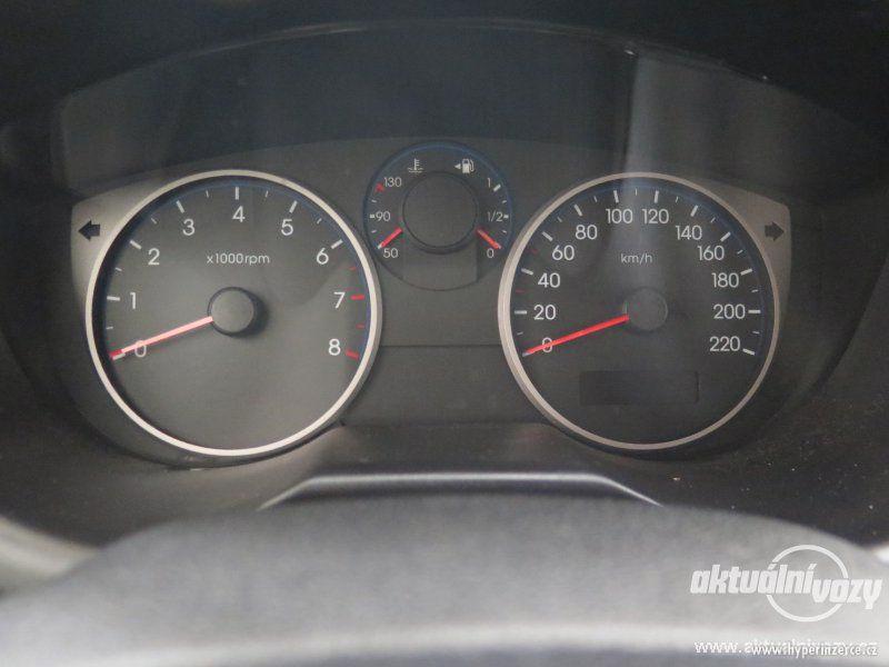 Hyundai i20 1.2, benzín, rok 2010 - foto 3