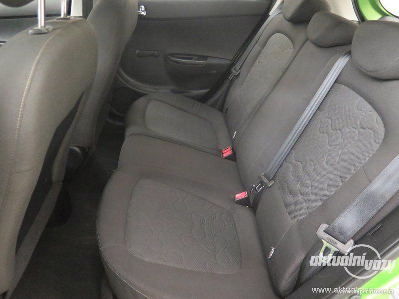 Hyundai i20 1.2, benzín, rok 2010 - foto 4