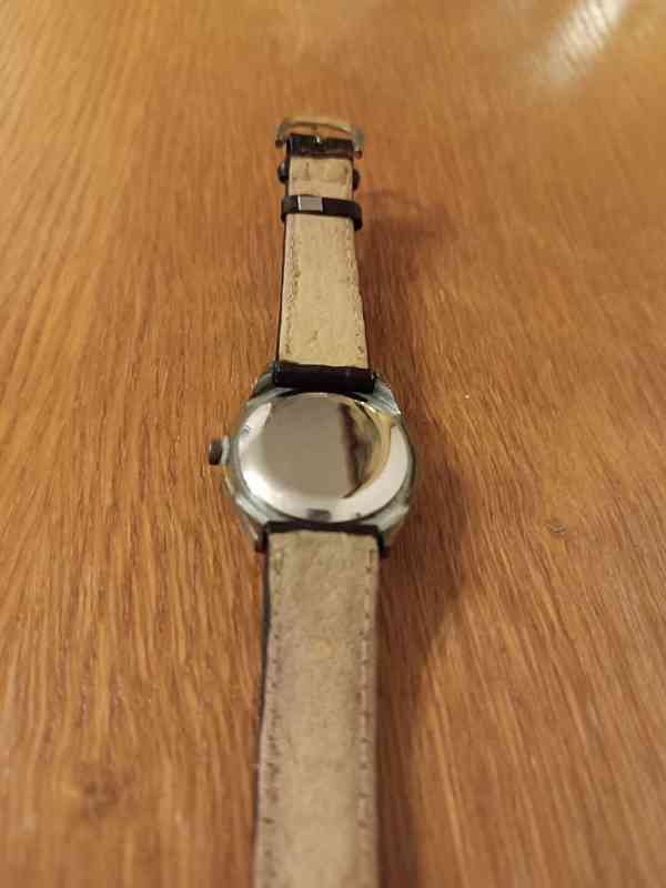 Hodinky PRIM Televize - foto 3