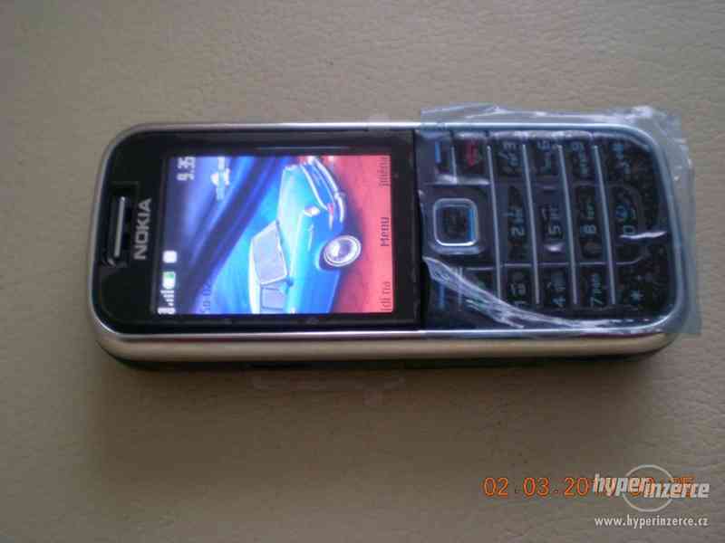 Nokia 6233 - historické telefony z r.2006 od 50Kč - foto 3