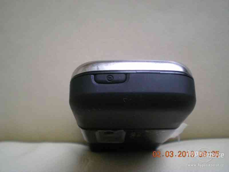 Nokia 6233 - historické telefony z r.2006 od 50Kč - foto 7