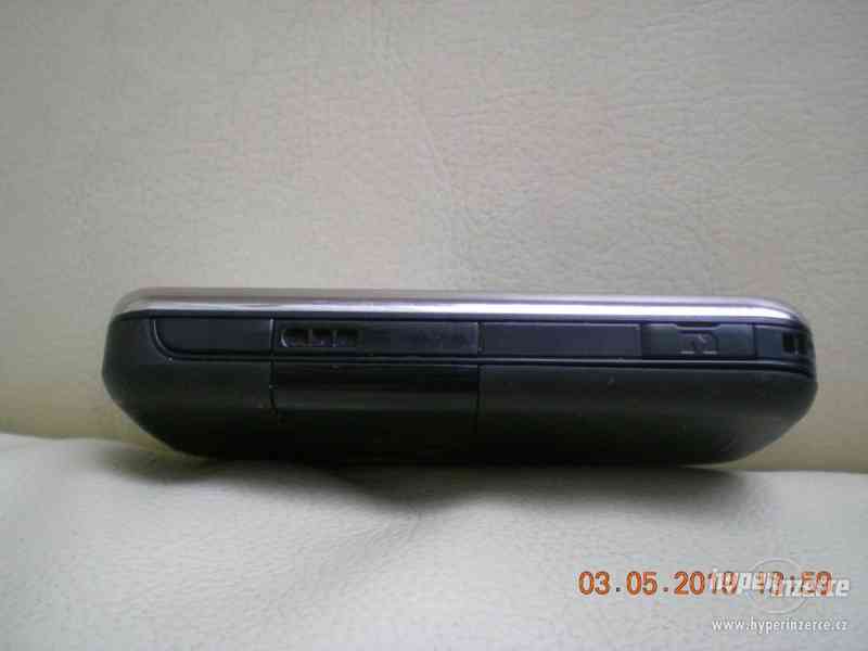 Nokia 6233 - historické telefony z r.2006 od 50Kč - foto 15