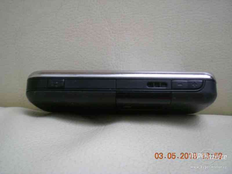 Nokia 6233 - historické telefony z r.2006 od 50Kč - foto 16