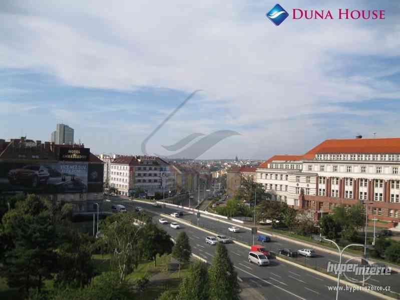 Byt 1+kk Pankrác, s nádherným výhledem - foto 12