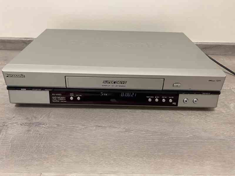 Videorekordér PANASONIC NV-HV60, přehrává i S-VHS - foto 2