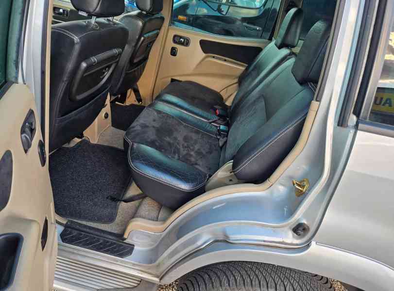 Nissan Terrano 3,0 Di Outdoor 7 míst 113kw - foto 7