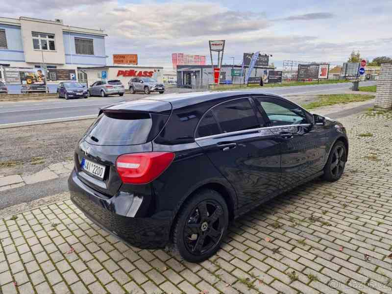Mercedes-Benz Třídy A 122PS NAVI KŮŽE BIXENONY garáž - foto 5