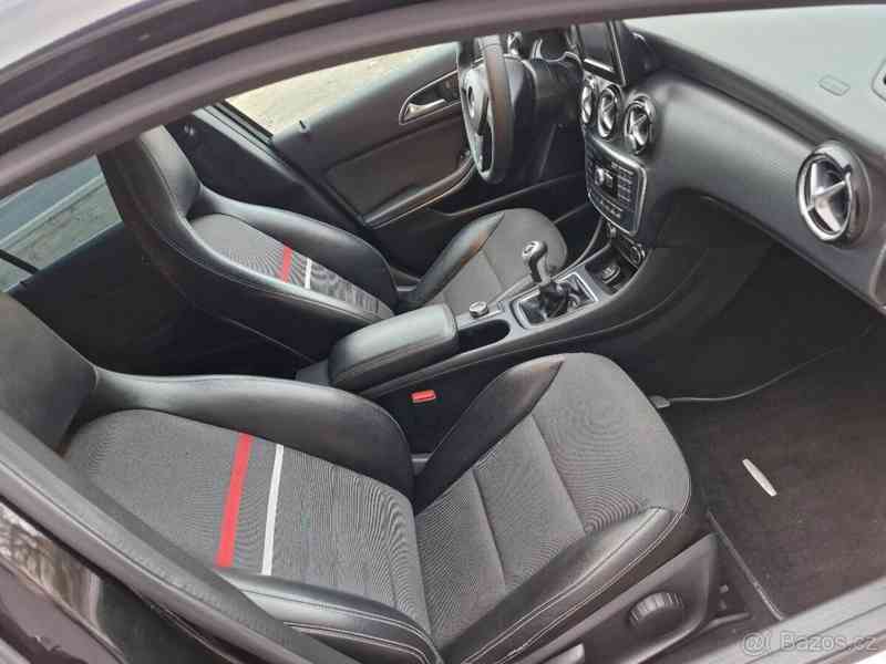 Mercedes-Benz Třídy A 122PS NAVI KŮŽE BIXENONY garáž - foto 14