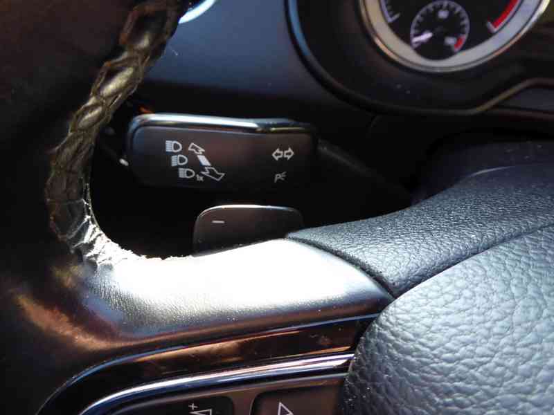 ŠKODA Octavia L&K 2,0 TDI 110 kW DSG, 3064 - foto 23