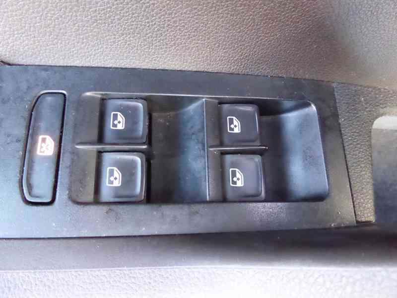 ŠKODA Octavia L&K 2,0 TDI 110 kW DSG, 3064 - foto 17