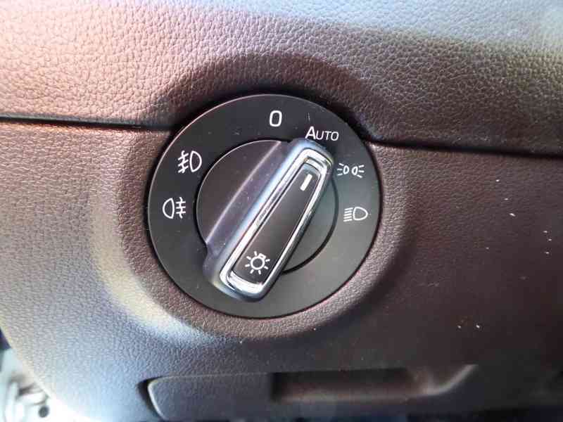 ŠKODA Octavia L&K 2,0 TDI 110 kW DSG, 3064 - foto 20